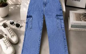 Women's High-Waisted Wide-Leg Light Wash Cargo Denim Jeans